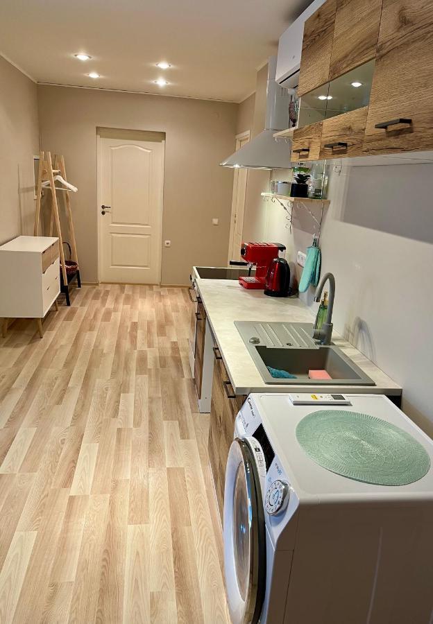 Rueuetli 24-3 Apartment ปาร์นู ภายนอก รูปภาพ